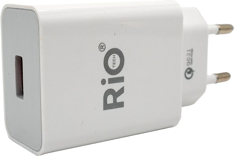 USB şarj adaptörü ve kablo hızlı şarj destekli